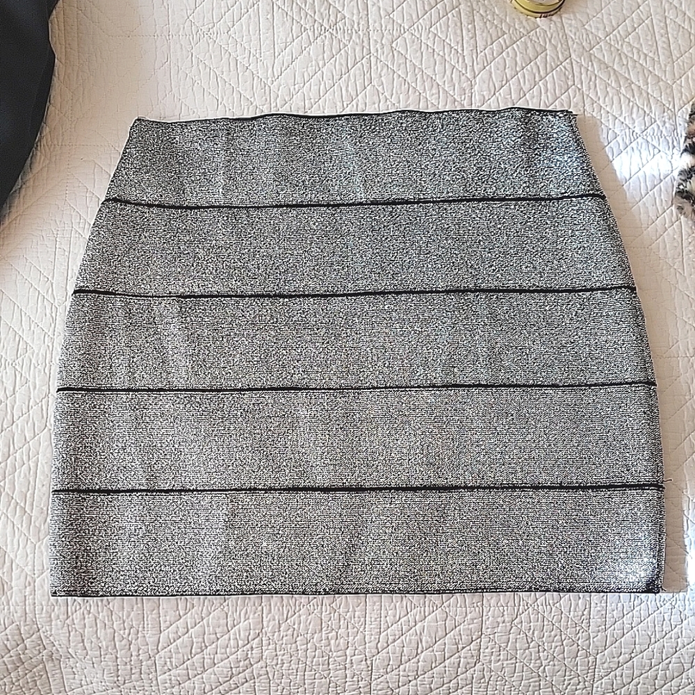 Forever 21 metallic skirt Medium